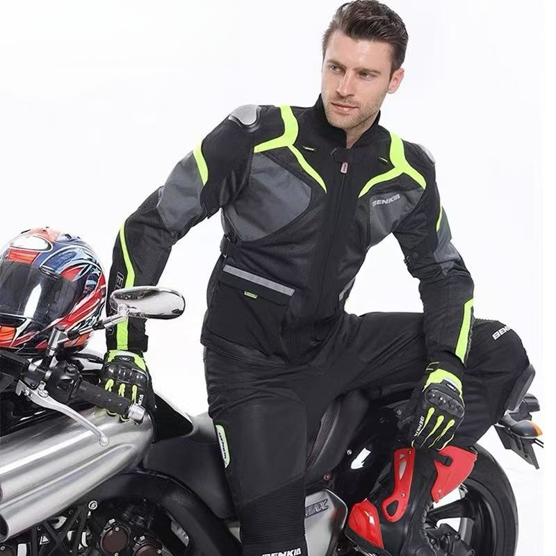 เสื้อแจ็คเก็ตมอเตอร์ไซค์กันหนา - Cycling Commute Jacket บทวิจารณ์และราคา